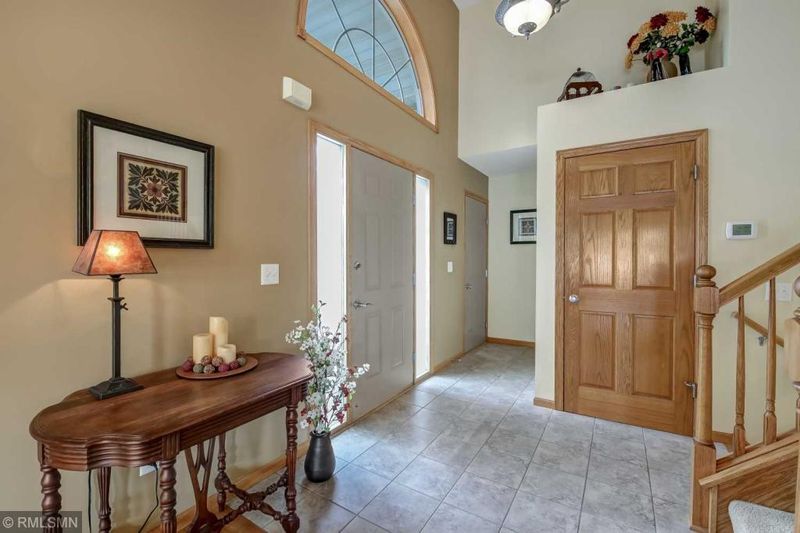 7304 Brian Dr, Hugo, MN 55038