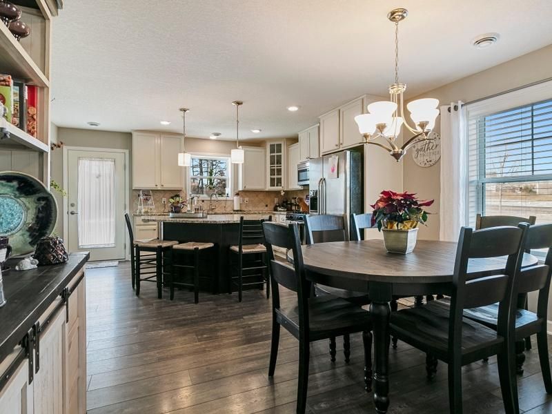 9862 5th Street Ln N, Lake Elmo, MN 55042