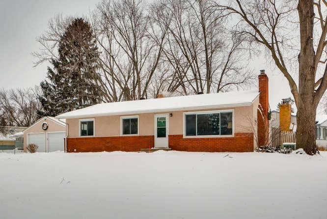 2437 Martin Way, White Bear Lake, MN 55110