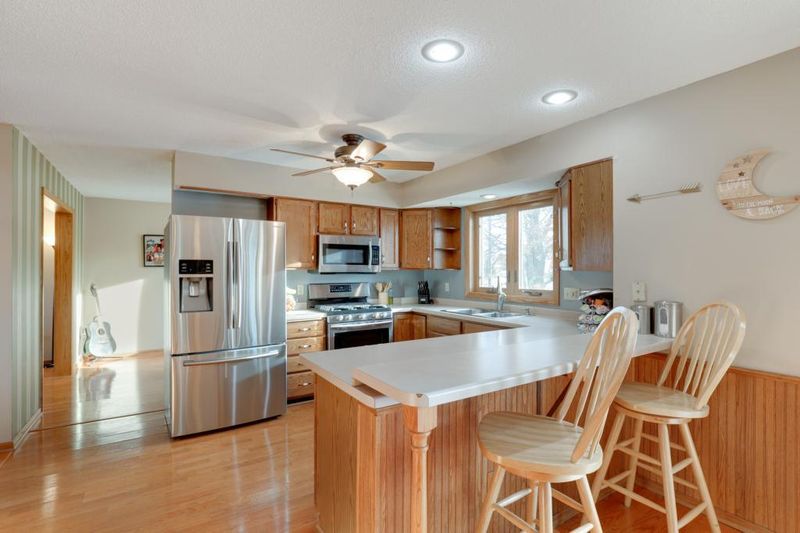 4344 Fox Ridge Ct, Eagan, MN 55122