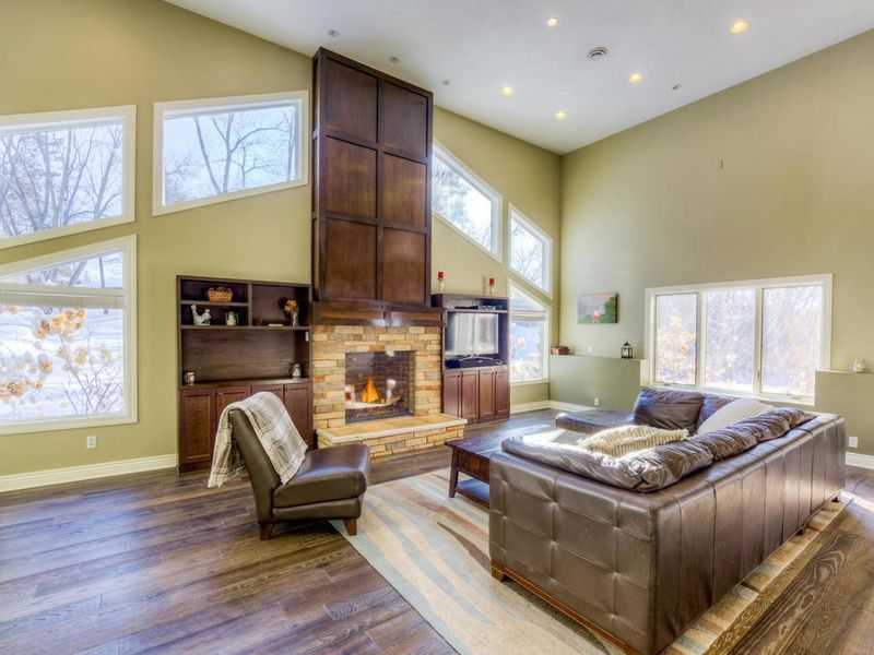 12301 Woodbine Rd, Minnetonka, MN 55305
