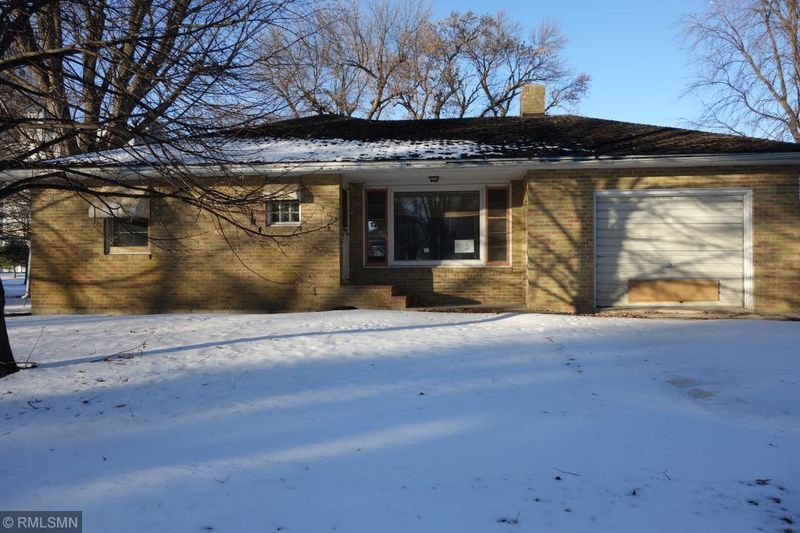 203 W Borden Ave, Buffalo Lake, MN 55314