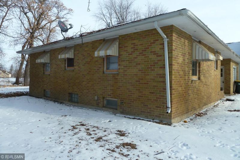 203 W Borden Ave, Buffalo Lake, MN 55314