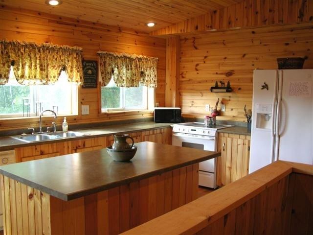 10697 Jade Rose Dr, Park Rapids, MN 56470