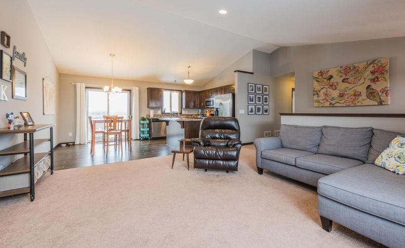 1338 Osauka Rd NE, Sauk Rapids, MN 56379