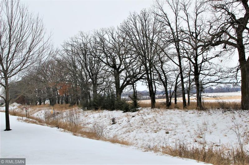 1830 27th St SE #E, Saint Cloud, MN 56304