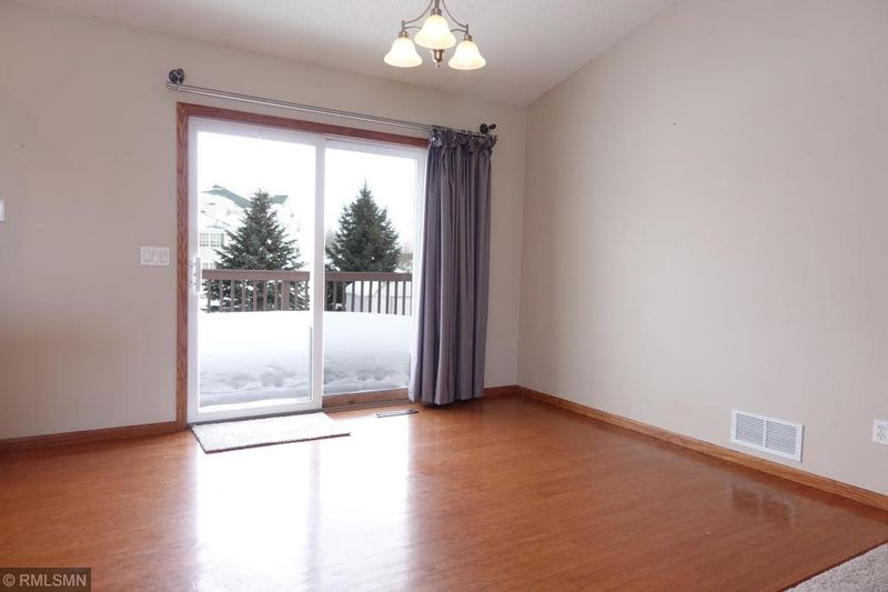 1307 Stone Ridge Rd, Sauk Rapids, MN 56379