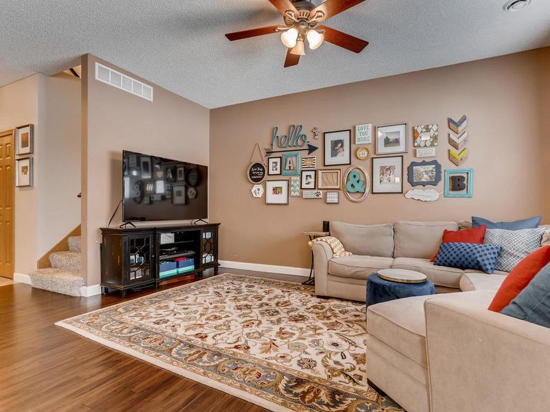 6985 Weston Ln N, Maple Grove, MN 55311