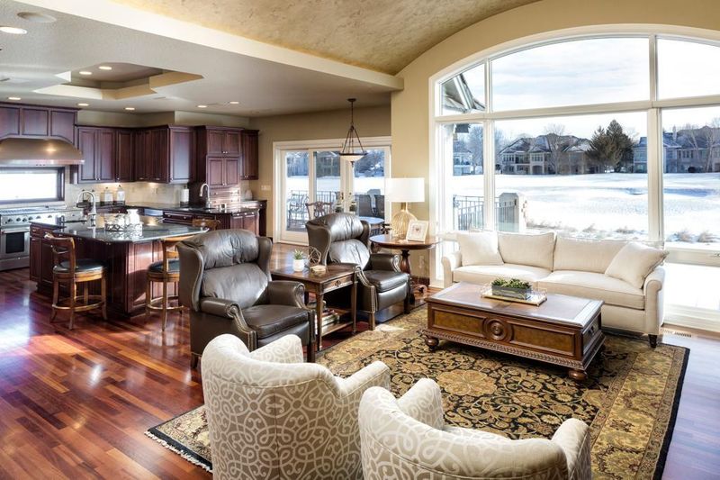 9181 Breckenridge Ln, Eden Prairie, MN 55347