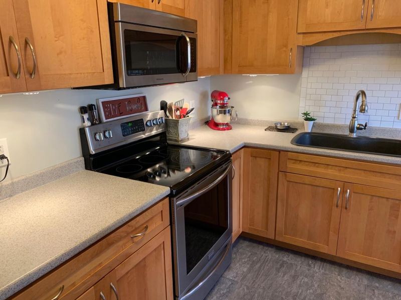 4341 Evergreen Dr, Vadnais Heights, MN 55127