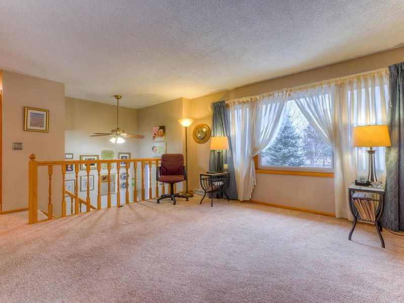 6713 Partridge Pl, Circle Pines, MN 55014