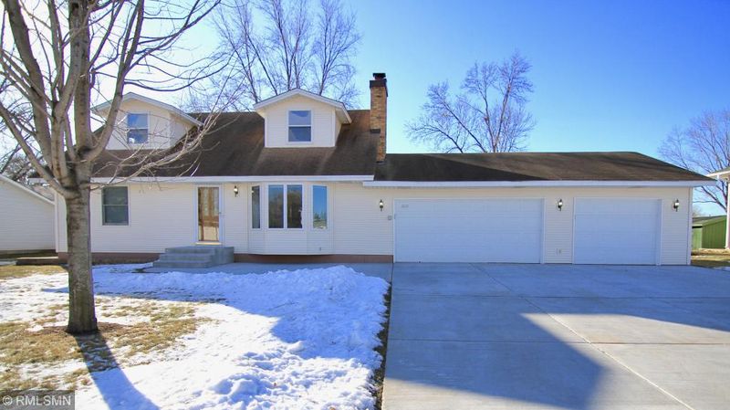 16611 Genesee, Rosemount, MN 55068