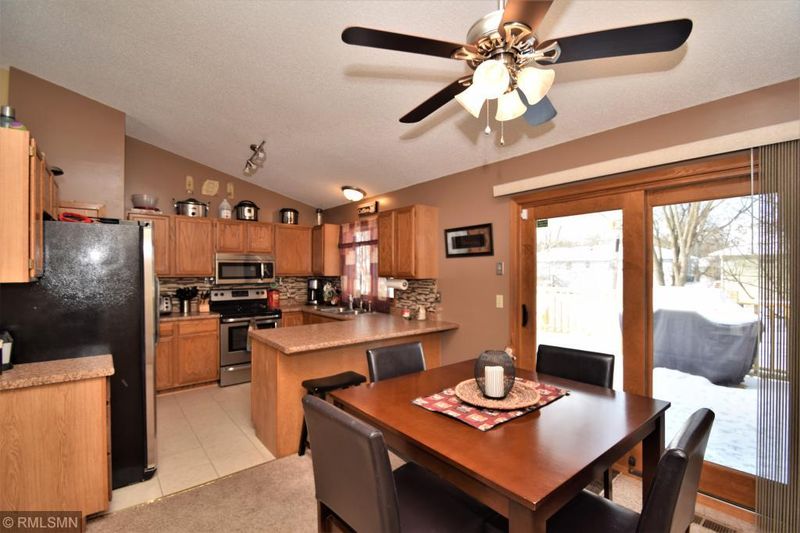 713 108th Ave NW, Coon Rapids, MN 55448