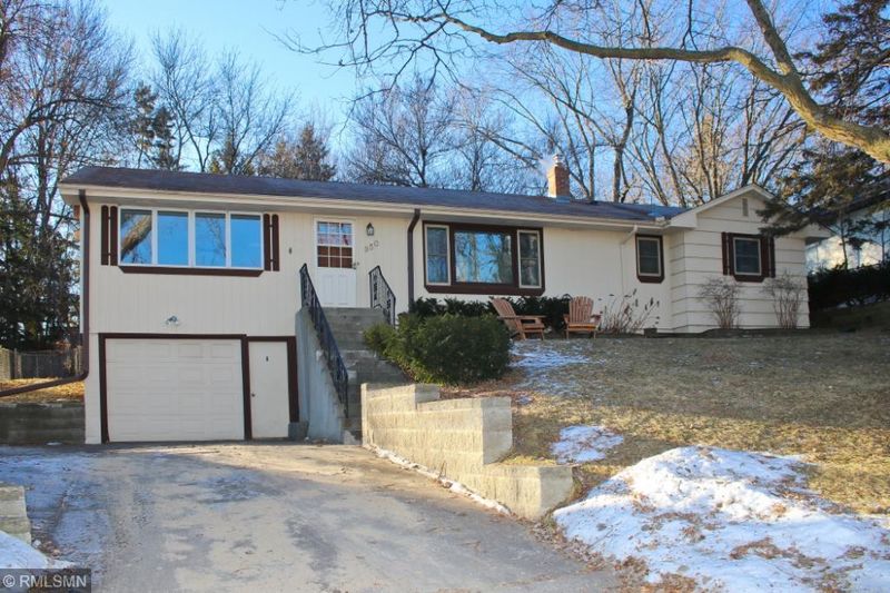 950 Transit Ave, Roseville, MN 55113