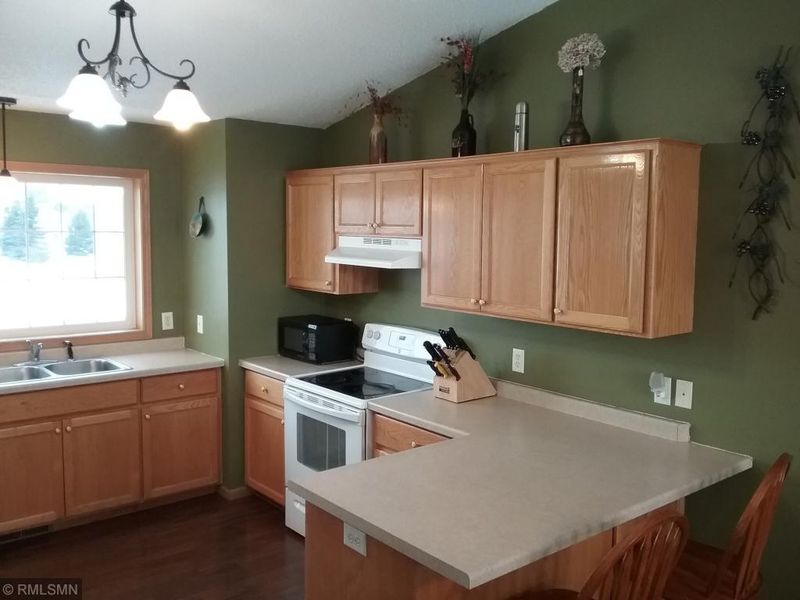 602 2nd Ave SW, Rice, MN 56367