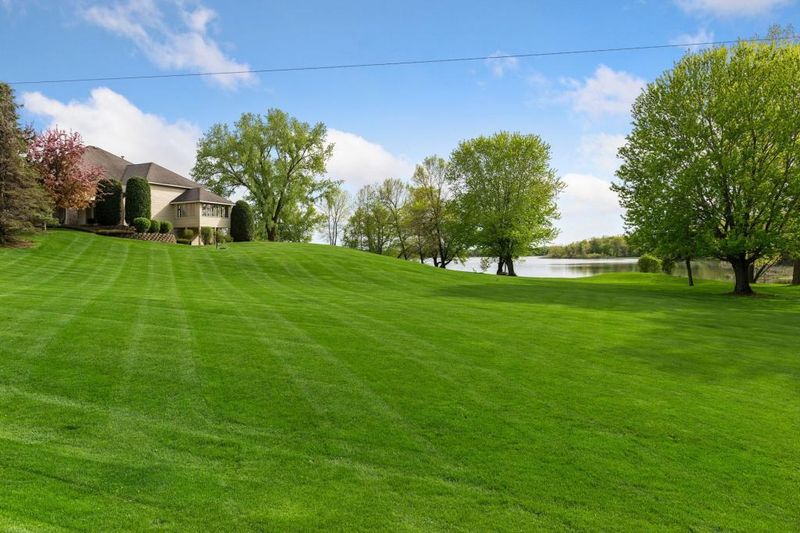 5681 Parnell Ave NE, Saint Michael, MN 55376