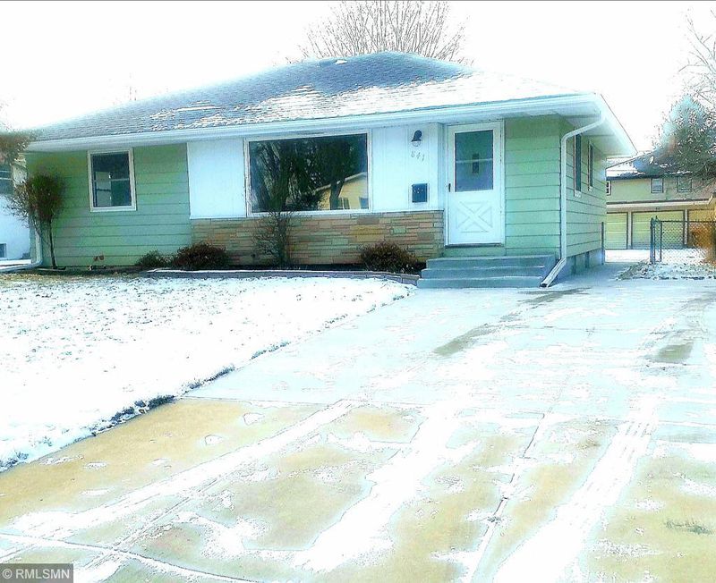 841 20th Ave N, South Saint Paul, MN 55075