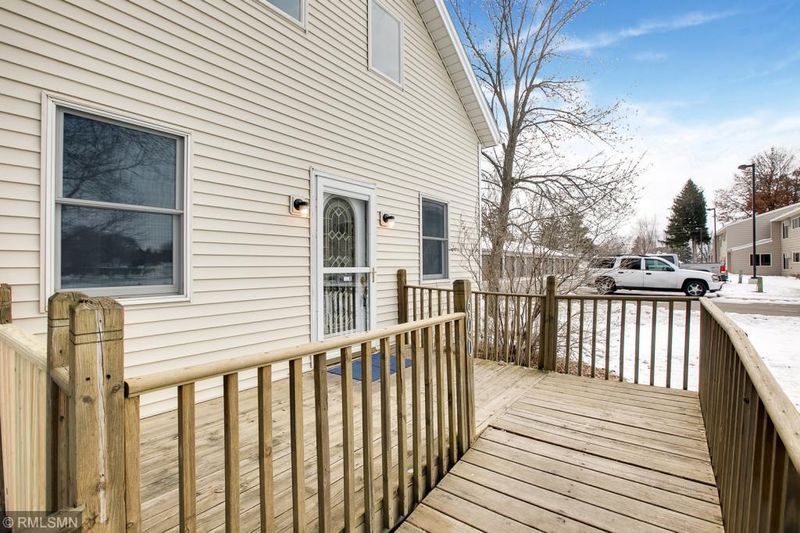 600 Main St N, Cambridge, MN 55008