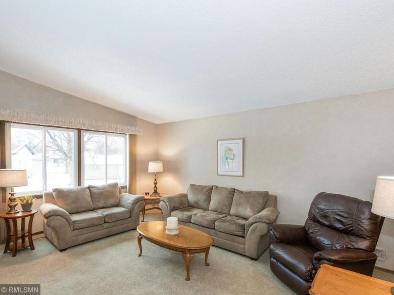 3132 80th Ave N, Brooklyn Park, MN 55443