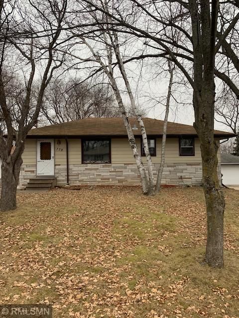 179 Greenway Ave N, Oakdale, MN 55128