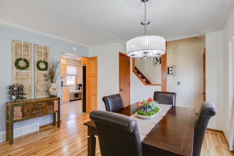 39 Pine Dr, Circle Pines, MN 55014