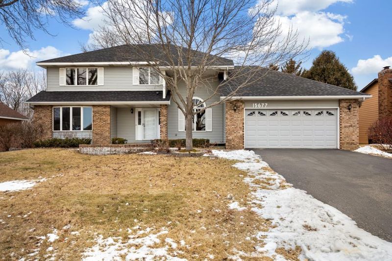 15677 Highview Dr, Apple Valley, MN 55124