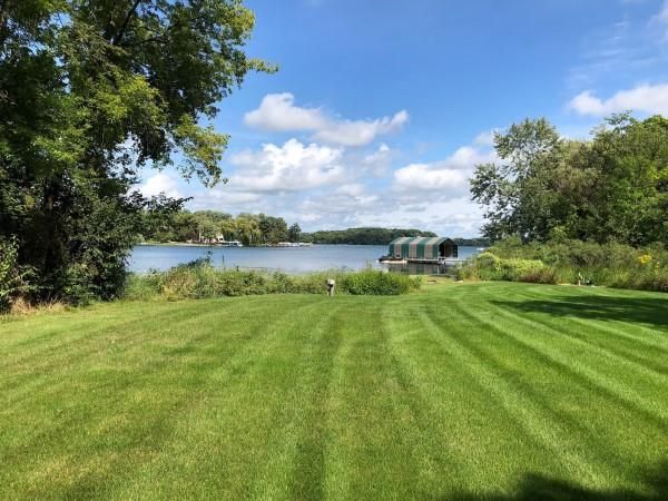 9431 Great Plains Blvd, Chanhassen, MN 55317