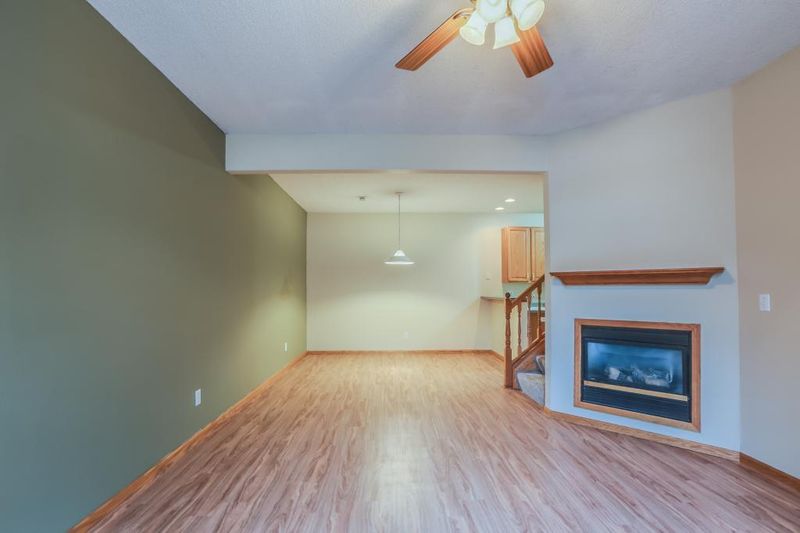 13860 Hyacinth Dr, Rogers, MN 55374