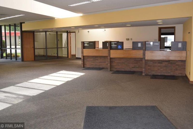 1400 S Oak Ave, Owatonna, MN 55060