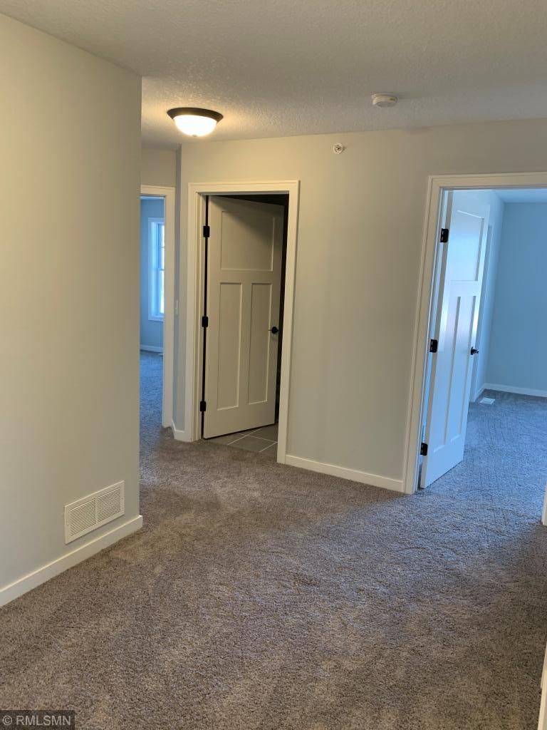 12618 Pond View Rd, Zimmerman, MN 55398