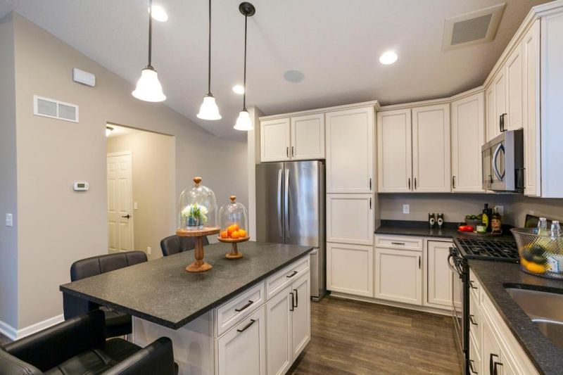 620 Stonegate Cir, Waconia, MN 55387