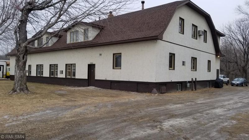 7124 Progress Rd, Hugo, MN 55038