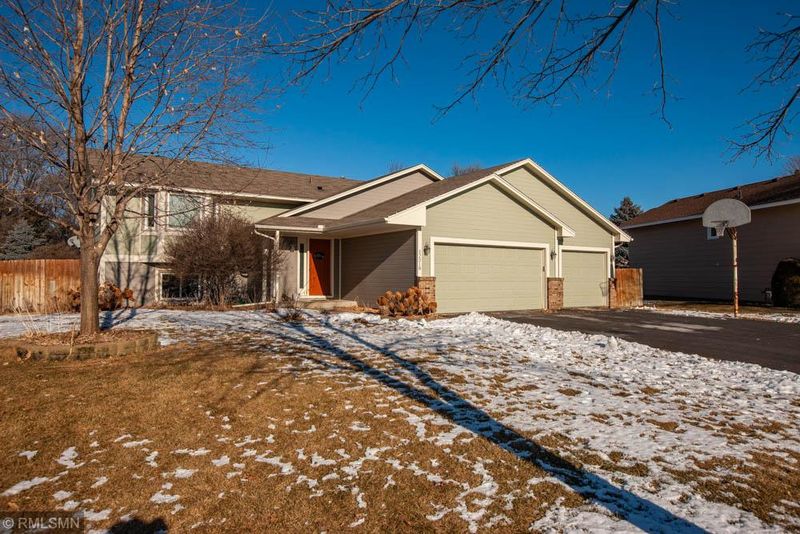 12318 Zea St NW, Coon Rapids, MN 55433