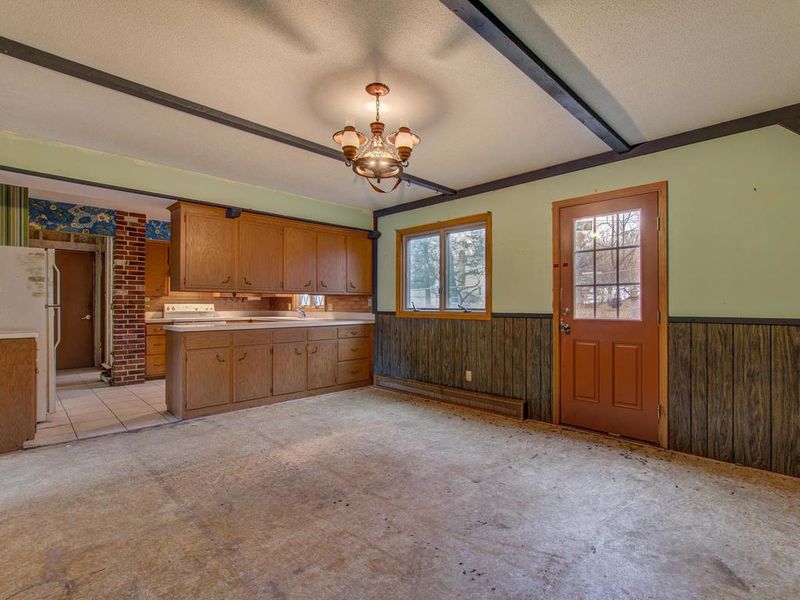 1410 Circle Terrace Blvd NE, Columbia Heights, MN 55421