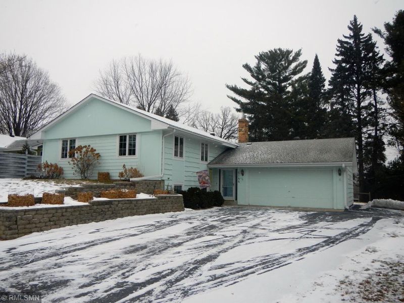 6144 Beachwood Rd, Mound, MN 55364