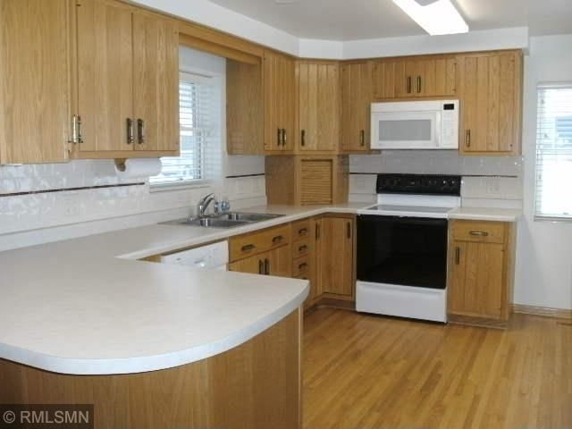 1544 10th Ave NE, Rochester, MN 55906