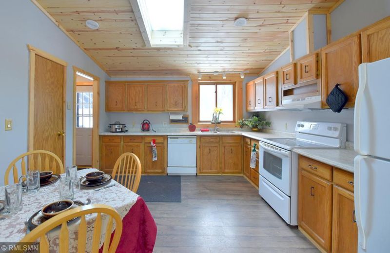 1363 County 46 NW, Hackensack, MN 56452