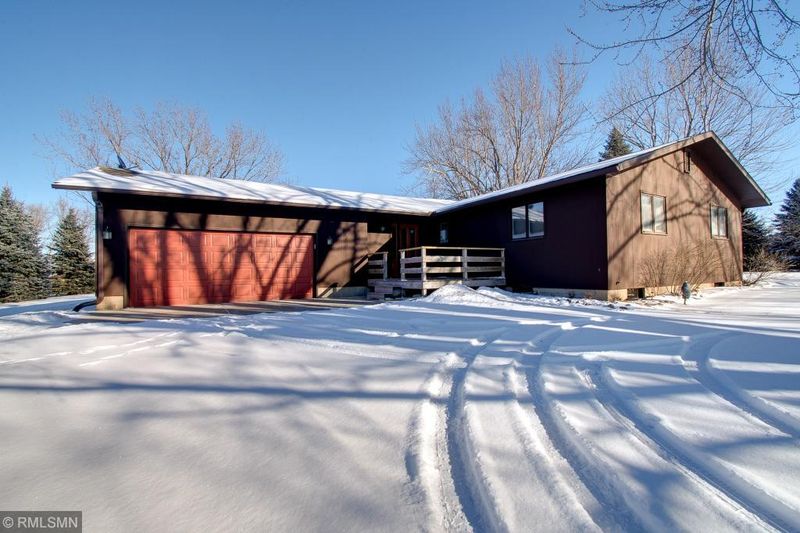 32400 Canada Ave, Northfield, MN 55057