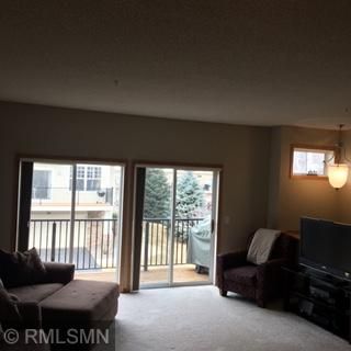 2401 121st Cir NE #H, Blaine, MN 55449