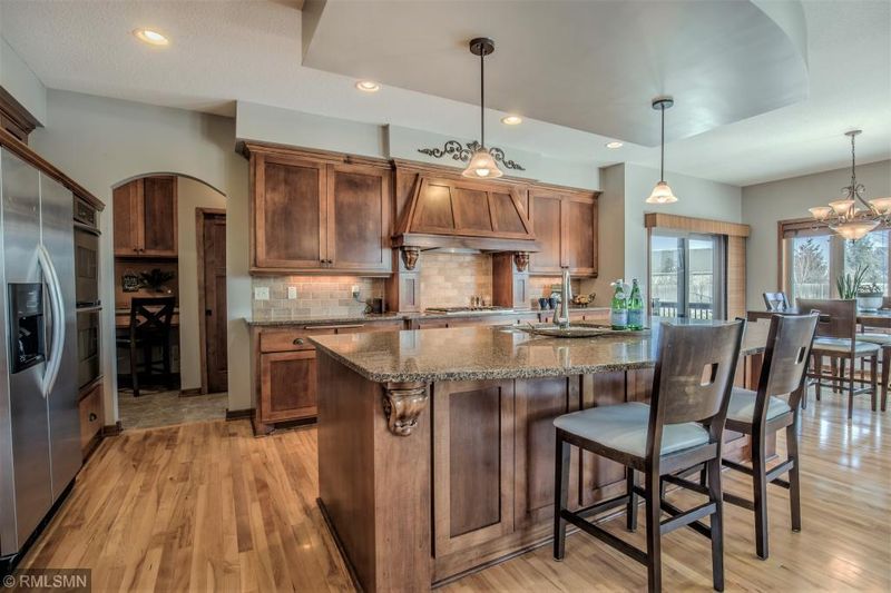 7906 Ranier Ln N, Maple Grove, MN 55311