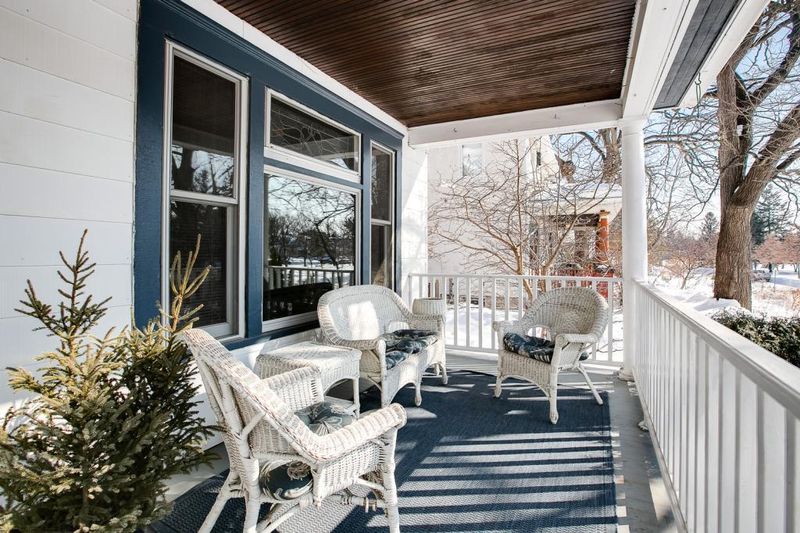 980 Hampden Ave, Saint Paul, MN 55114