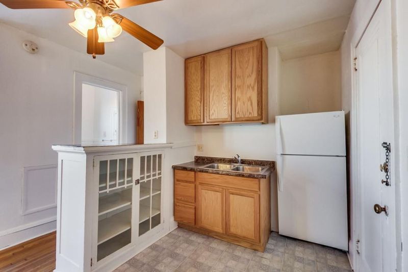 286 Van Buren Ave #1, Saint Paul, MN 55103