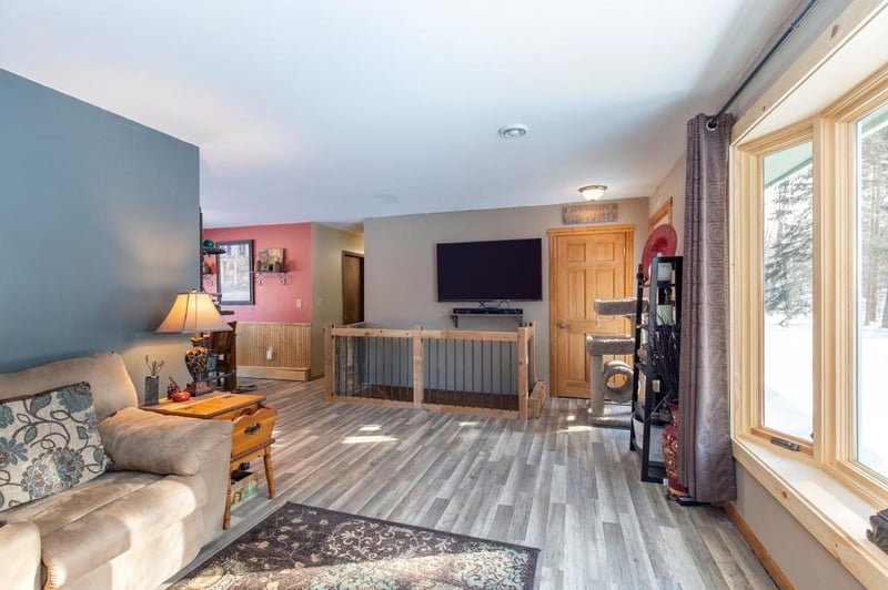 6345 Seville Rd, Saginaw, MN 55779