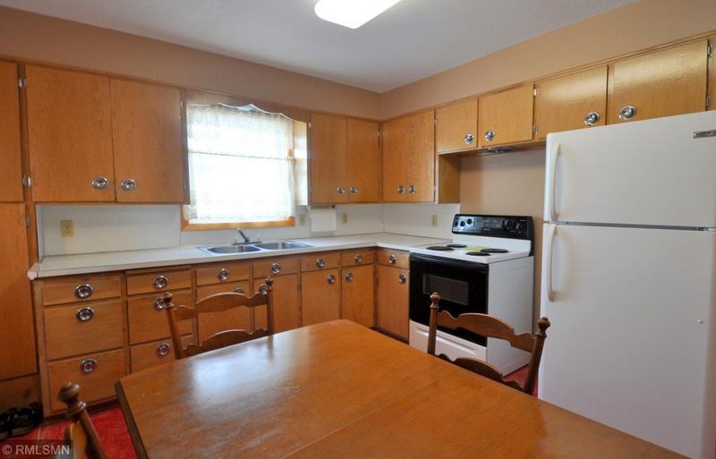 105 SW Brown St, Verndale, MN 56481