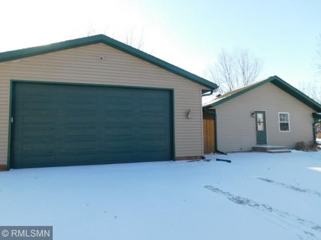 11351 Xavis St NW, Coon Rapids, MN 55433