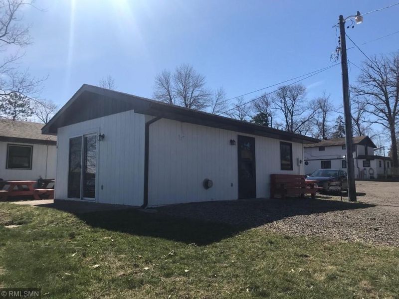 680 Main St W, Isle, MN 56342