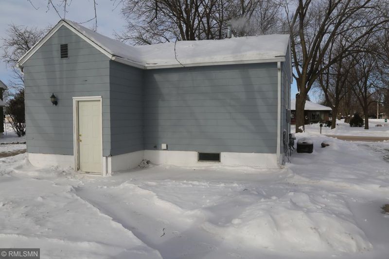 701 21st Ave NW, Austin, MN 55912