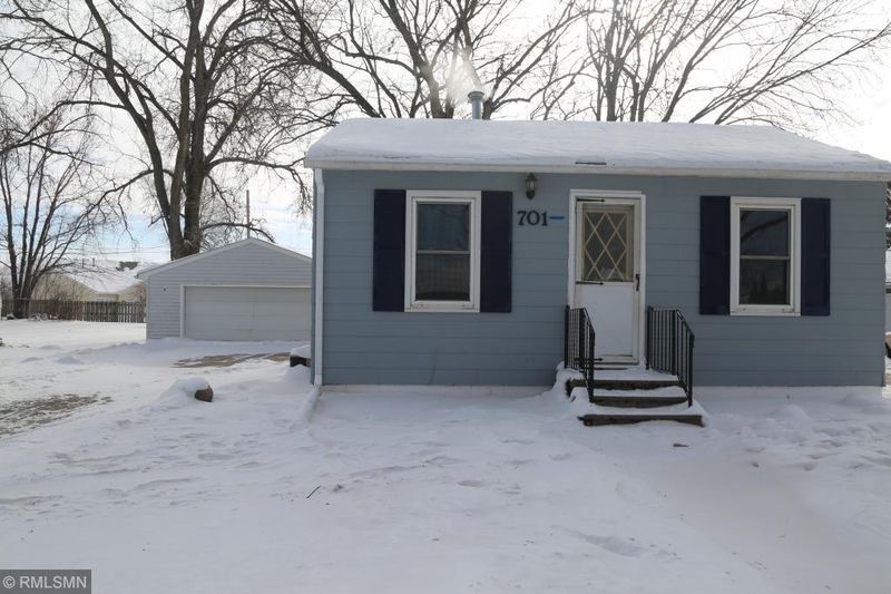 701 21st Ave NW, Austin, MN 55912