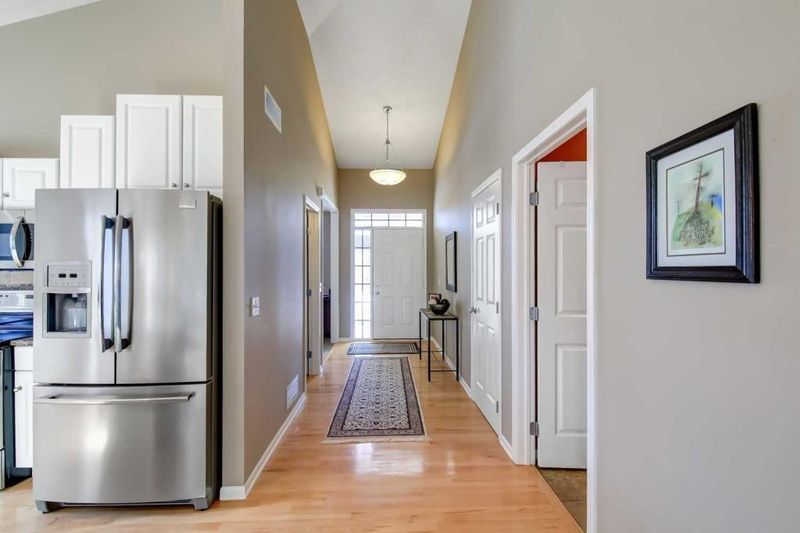 13121 Gamma Way, Apple Valley, MN 55124