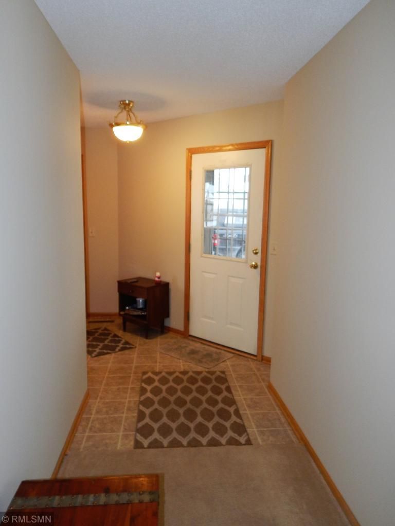 1008 Pleasantview Ct NW, Isanti, MN 55040